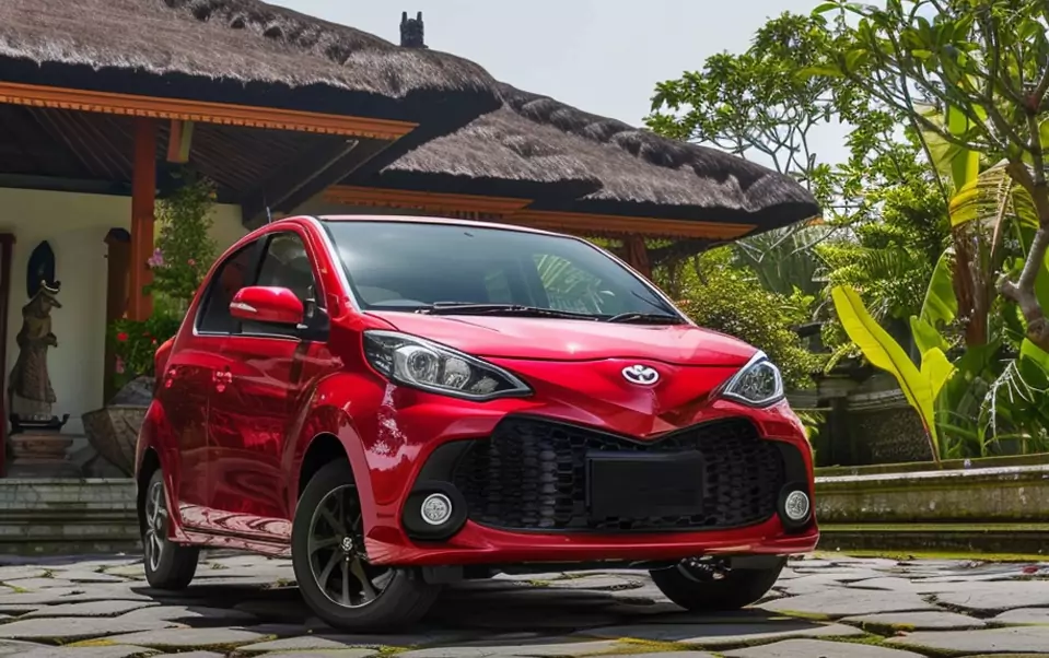 Daihatsu Ayla Header Image